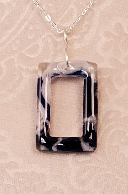 Tzitzit rectangle pendant